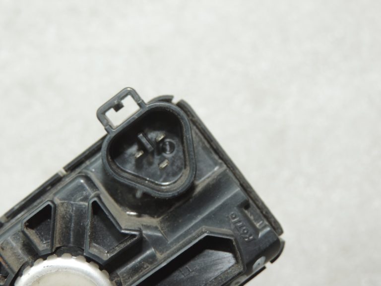 Oriģinālais 2012-2014 Toyota Yaris P13 priekšējo lukturu pūtējs kreisais/labais