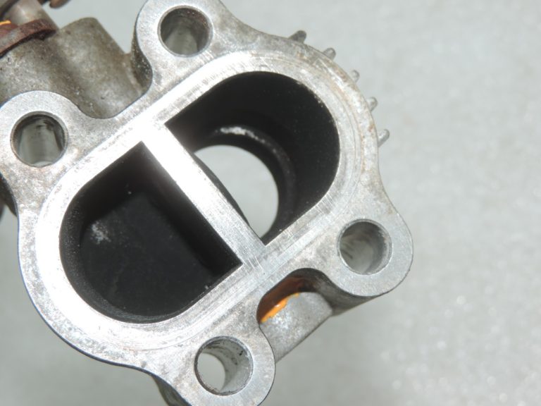 Oriģināls Toyota Avensis T27 Auris E15 2.0/2.2 D-CAT EGR vārsta spiediena akumulators