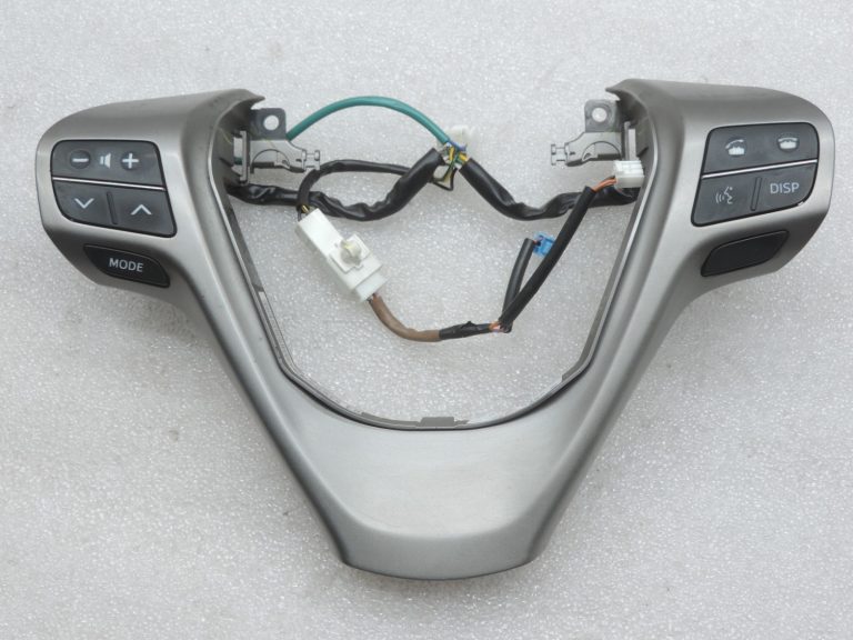Oriģināls Toyota Avensis T27 stūres riteņa slēdža instalācijas komplekts 8425005030