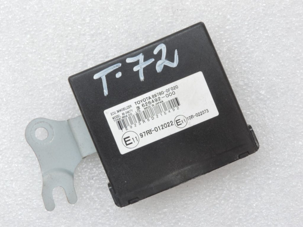 Подлинный Toyota Corolla Verso AR10 ECU Блок управления иммобилайзером 897800F020