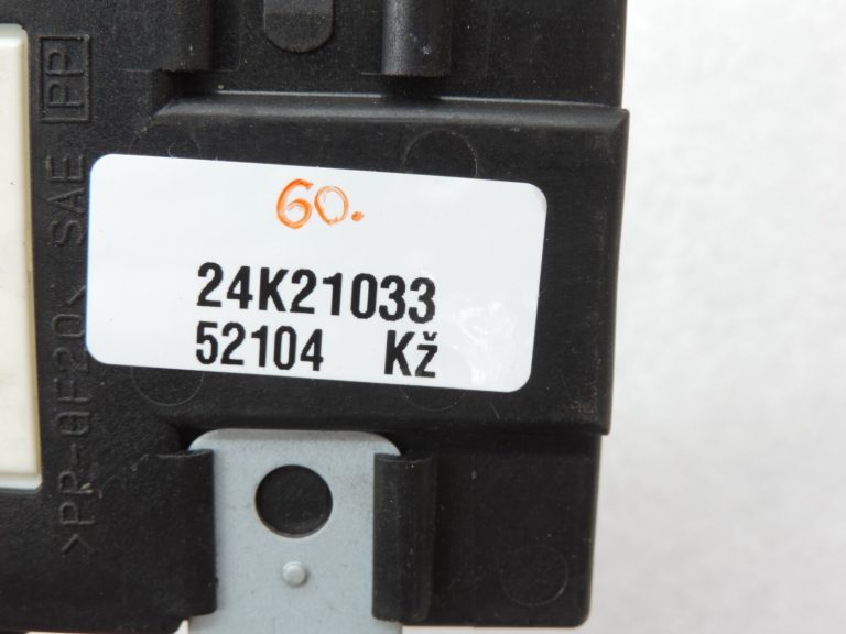Oriģināls Toyota Corolla Verso AR10 ECU imobilaizera vadības bloks 897800F020