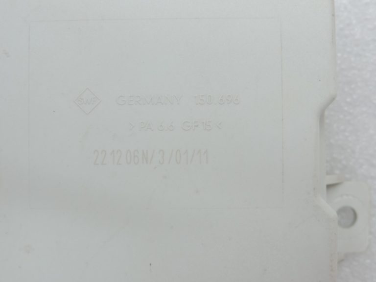 Oriģināls Toyota Corolla Verso AR10 vējstikla tīrītāju vadības bloka relejs 859400F010