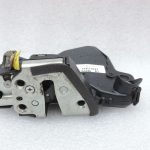 Oriģinālā Toyota Corolla Verso AR10 durvju slēdzene priekšējā kreisā 6904002152 69040-02152