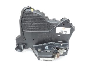 Подлинная Toyota Corolla Verso AR10 Замок двери передней правой 6903002162