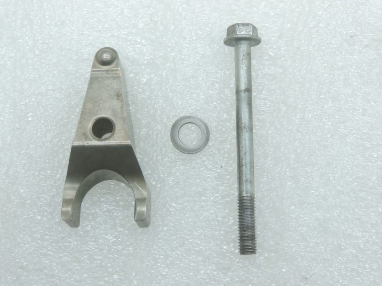Oriģināls Toyota 2.2d 2ADFHV degvielas iesmidzinātāja kronšteins 236950R020