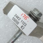 Oriģināls Toyota 2.2d 2ADFHV degvielas iesmidzinātāja kronšteins 236950R020
