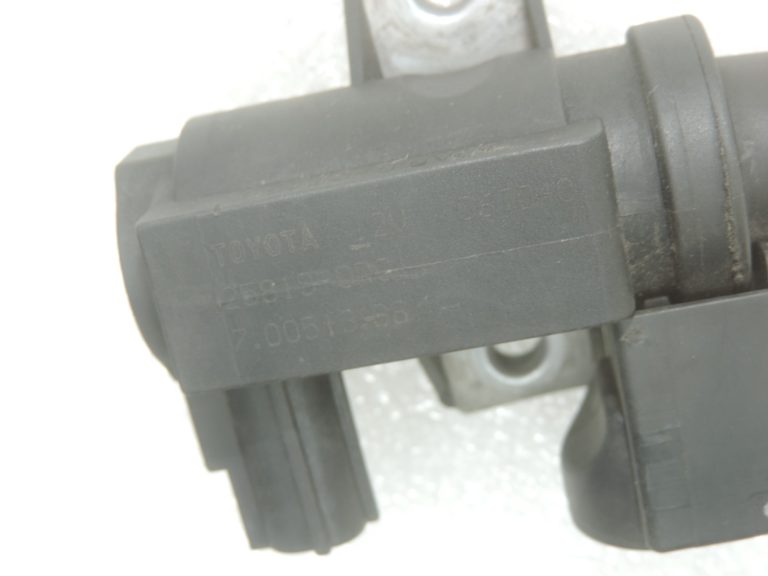 Oriģināls Toyota 2.2 D-CAT elektromagnētiskais vakuuma vārsts 258190R011, 25819-0R011