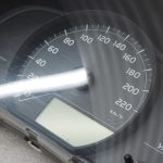 Oriģināls Toyota Yaris P13 1.0/1.3 benzīna spidometra mērinstrumentu komplekts 83800-0DP50