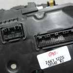 Oriģināls Toyota Yaris P13 1.0/1.3 benzīna spidometra mērinstrumentu komplekts 83800-0DP50