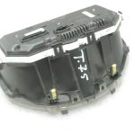 Oriģināls Toyota Yaris P13 1.0/1.3 benzīna spidometra mērinstrumentu komplekts 83800-0DP50