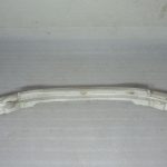 Oriģināla Toyota Yaris P13 2012 Priekšējā bampera putu pildviela 526110D020