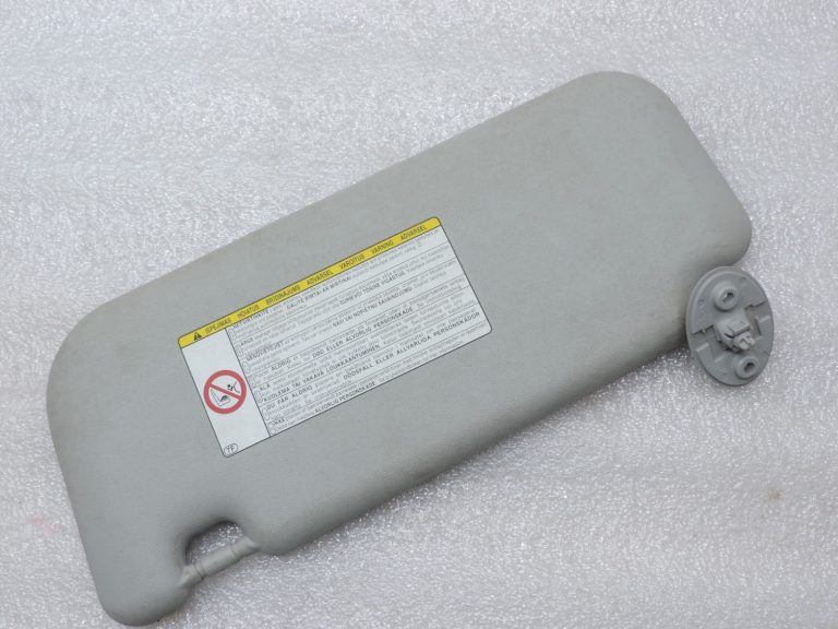 Oriģināls 2012-2014 Toyota Yaris P13 Saules aizsarglīdzeklis priekšējais labais 743100D700B0