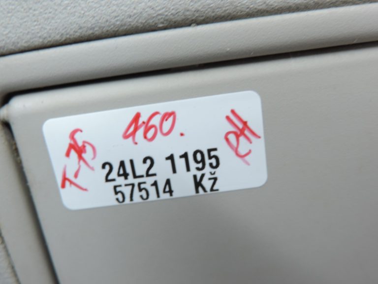 Oriģināls 2012-2014 Toyota Yaris P13 Saules aizsarglīdzeklis priekšējais labais 743100D700B0