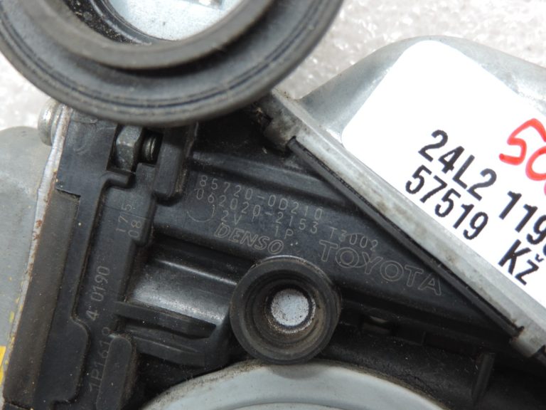 Oriģināls 2012-2014 Toyota Yaris P13 elektrisko logu motors priekšējais kreisais 698200D310