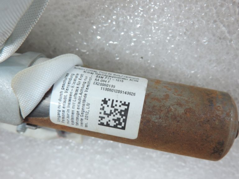 Oriģinālais 2012-2014 Toyota Yaris P13 drošības modulis kreisais 621800D030