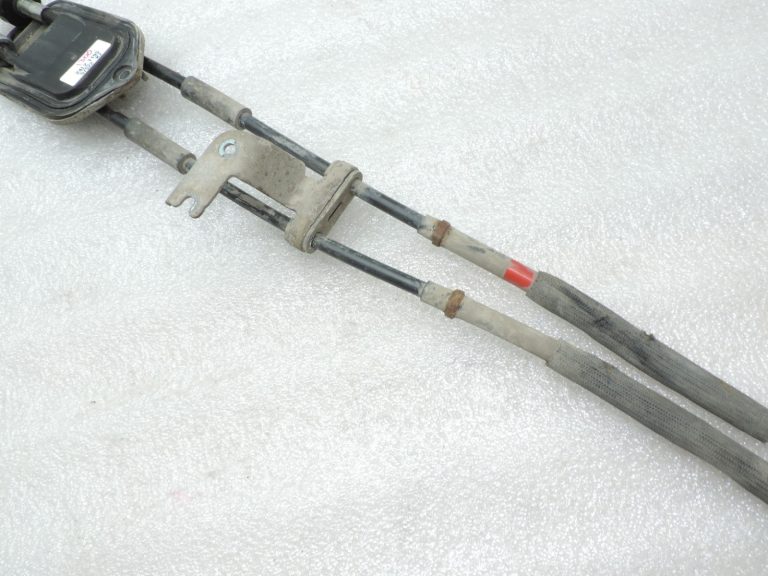 Oriģinālā 2005-2014 Toyota Yaris P9 P13 6 pakāpju manuālās pārnesumkārbas pārslēgšanas trose