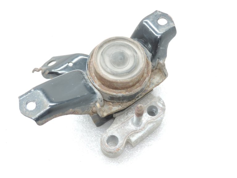 Oriģināls 2012-2020 Toyota Yaris P13 1.3 VVT-i NRFE Dzinēja stiprinājums pa labi 123050Y050