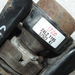 Oriģināls 2012-2020 Toyota Yaris P13 1.3 VVT-i NRFE Dzinēja stiprinājums pa labi 123050Y050