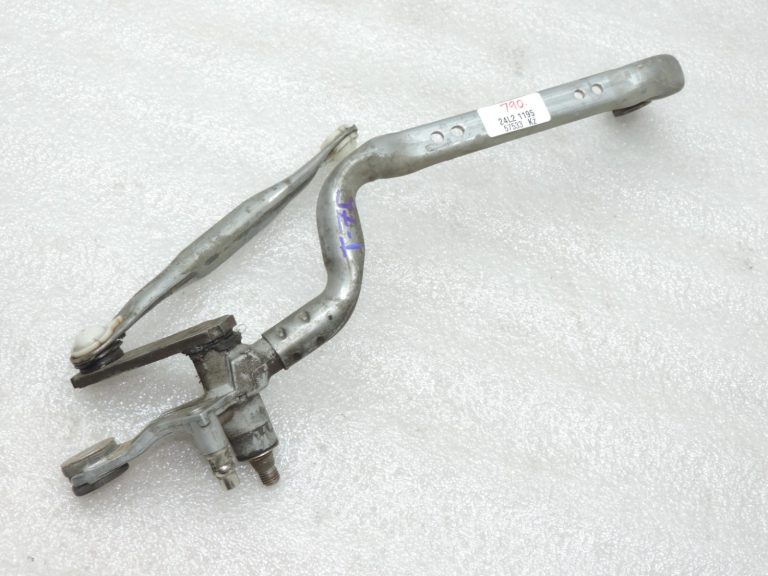 Oriģinālā 2012-2014 Toyota Yaris P13 priekšējā tīrītāja savienojuma tīrītāja svira