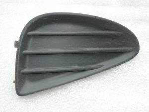 Oriģināls 2012-2014 Toyota Yaris P13 priekšējā bampera kreisais vāks