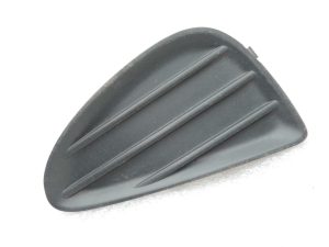 Oriģināls 2012-2014 Toyota Yaris P13 priekšējā bampera pārsegs Labais