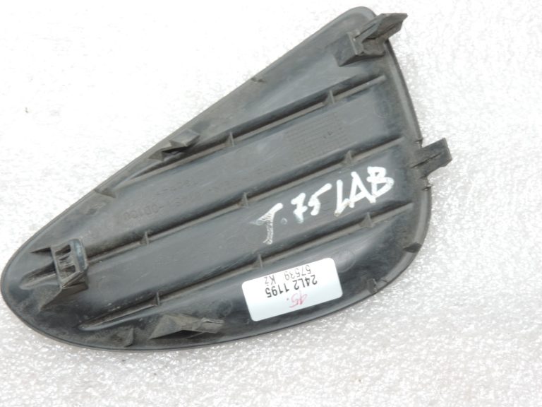 Oriģināls 2012-2014 Toyota Yaris P13 priekšējā bampera pārsegs Labais