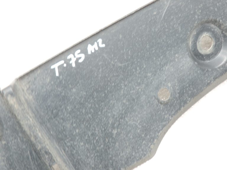 Oriģināls 2012-2020 Toyota Yaris P13 aizmugurējā bampera apakšējā paneļa pārklājums