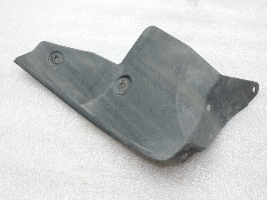 Oriģināls 2012-2014 Toyota Yaris P13 aizmugurējā labās riteņa arkas uzlikas uzlikas 525910D130