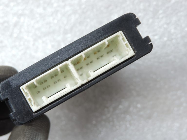 Oriģinālais 2012-2014 Toyota Yaris P13 jaudas vadības vadības bloks