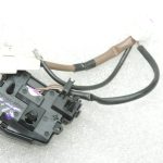 Oriģinālais 2011-2014 Toyota Yaris P13 stūres pārslēgs skaļuma slēdža režīms