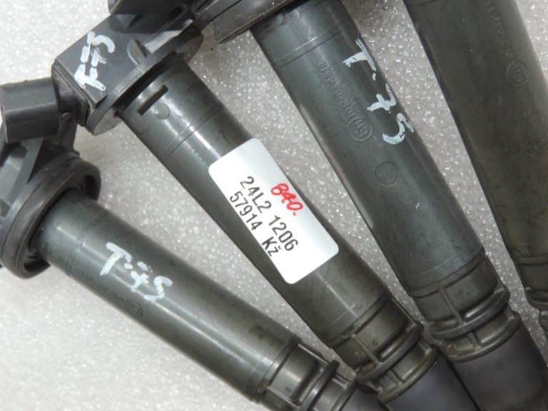 Oriģināls 2005-2020 Toyota Yaris P13 P9 1.3 VVT-i 1NRFE Aizdedzes spoles komplekts (4x)