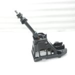 Oriģinālā Toyota Yaris P13 6 pakāpju manuālās pārnesumkārbas pārnesumu svira 335300D070