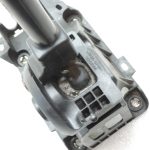 Oriģinālā Toyota Yaris P13 6 pakāpju manuālās pārnesumkārbas pārnesumu svira 335300D070