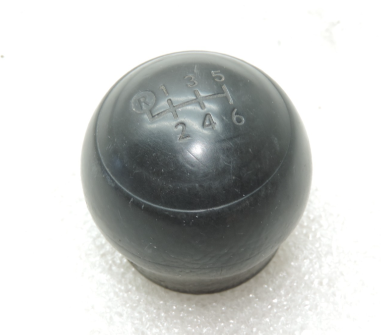 Oriģināla Toyota Yaris P13 6 ātrumu pārnesumkārbas poga 335040D130