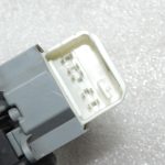 Oriģināls 2012-2020 Toyota Yaris P13 Elektriskā loga slēdzis priekšējais kreisais 848200D170