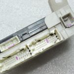 Oriģinālais 2012-2014 Toyota Yaris P13 drošinātāju kārbas vadības bloks