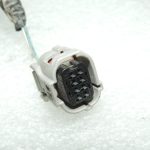 Oriģināla Toyota Avensis T27 Notchback aizmugurējā instalācija 8216505060