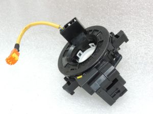 Oriģināla Toyota Avensis T27 slīdgredzena uztinēja atspere 8430705030, 84307-05030