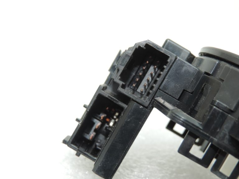 Oriģināla Toyota Avensis T27 slīdgredzena uztinēja atspere 8430705030, 84307-05030