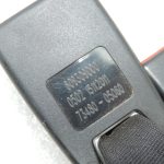 Oriģinālā Toyota Avensis T27 aizmugurējā kreisā drošības jostas sprādze 7348005060C1