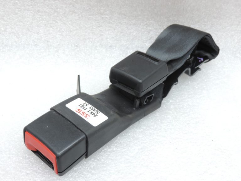 Oriģinālā Toyota Avensis T27 aizmugurējā labās drošības jostas sprādze 733800502020C0