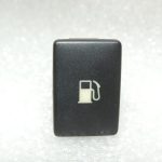 Oriģināls Toyota Avensis T27 degvielas uzpildes vāka slēdzis 8484105020, 84841-05020