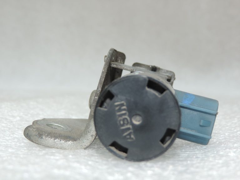 Oriģināls Toyota Avensis T27 1.8 VVTi elektromagnētiskais pārslēgvārsts 9091012281