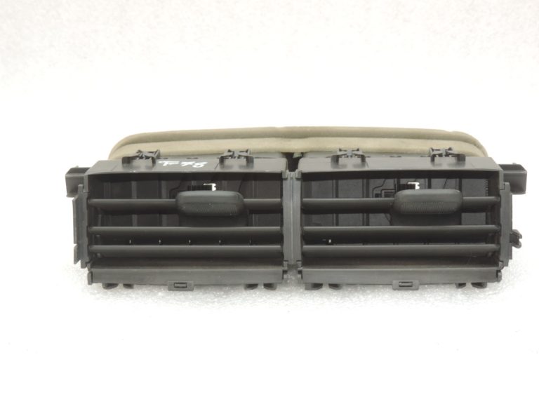 Oriģināls Toyota Yaris P21 instrumentu paneļa ventilācijas centrs 55670K0090, 55670-K0090