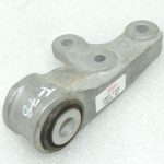 Oriģinālā Toyota Yaris P21 1.5 Hybrid motora stiprinājuma bukse 12364K0060