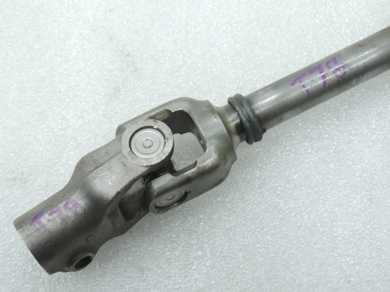 Oriģinālā Toyota Yaris P21 1.5 Hybrid stūres statņa universālā locītava 45260K0030