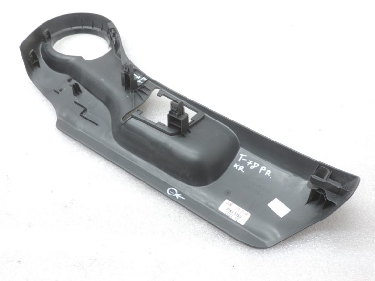 Oriģināls Toyota Yaris P21 priekšējais kreisais sēdekļa pārvalks 71812K0010C0