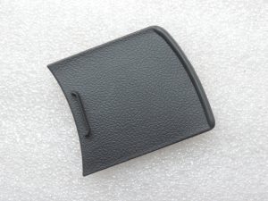 Подлинная модель Toyota Yaris P21 Крышка крышки переднего левого сиденья 71849F4010C2