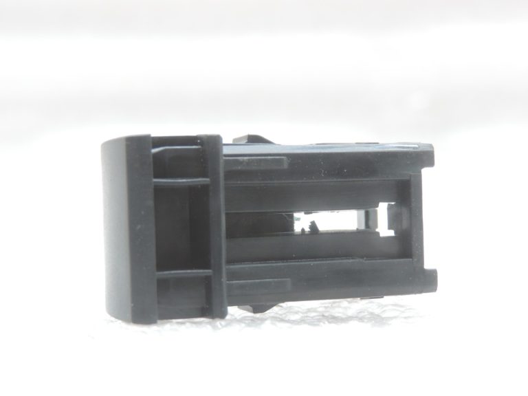 Oriģināls Toyota Yaris P21 Corolla E21 Slēdža vāciņš 5553902310C1
