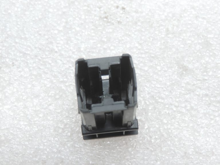 Oriģināls Toyota Yaris P21 Corolla E21 Slēdža vāciņš 5553902310C1
